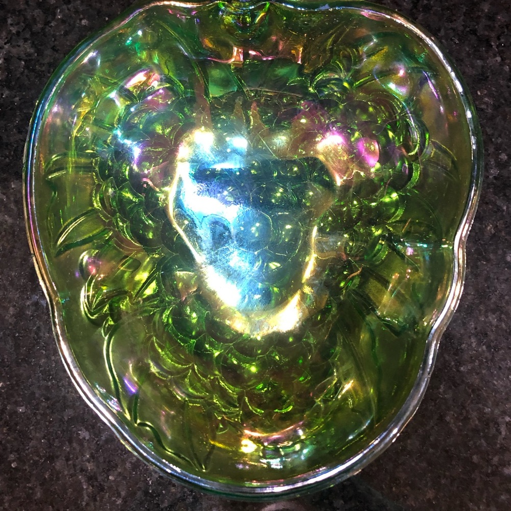 Carnival Glass Grape Center Piece/Fruit Bowl